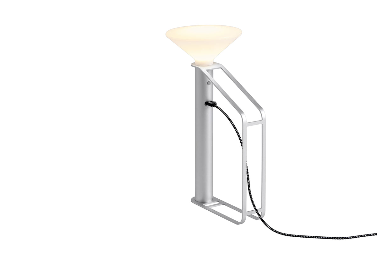 Piton Portable Lamp Battery Table Lamp Muuto